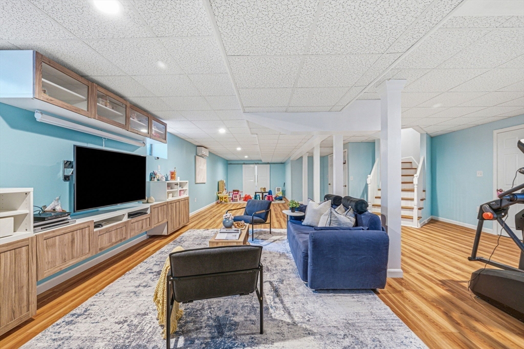 144 Wiswall Road Newton, MA 02459 - Photo 37 of 41