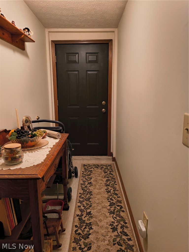 10174 Veto Road Belpre, OH 45714 - Photo 31 of 45 Lower-level entry.