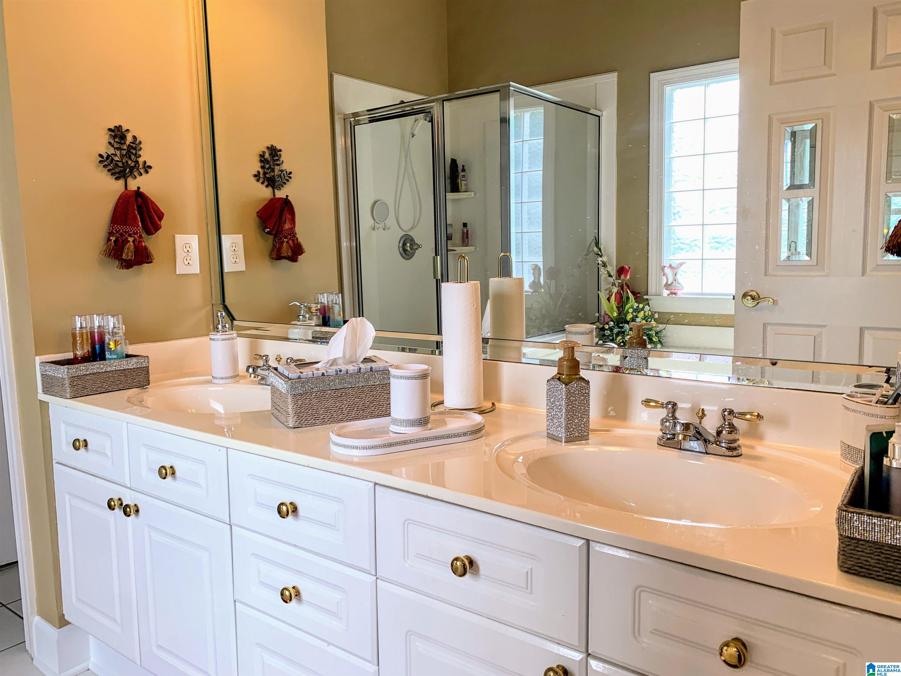 604 Overlook Road Fultondale, AL 35068 - Photo 18 of 75