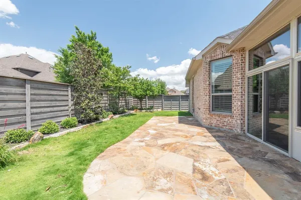$2,795 | 861 Field Crossing, Little Elm, TX 76227