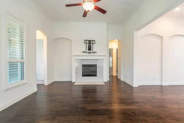 $2,795 | 861 Field Crossing, Little Elm, TX 76227