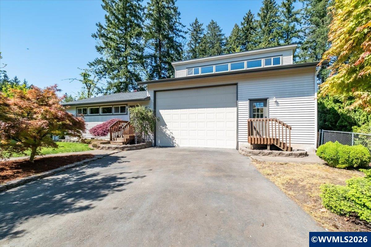 604 West Central Street Gates, OR 97346 - Photo 28 of 50