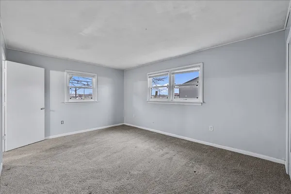 $1,100 | 925 2nd Avenue East, Milan, IL 61264