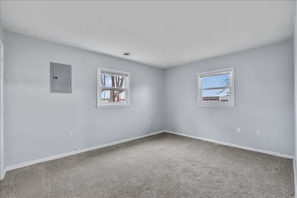 $1,100 | 925 2nd Avenue East, Milan, IL 61264