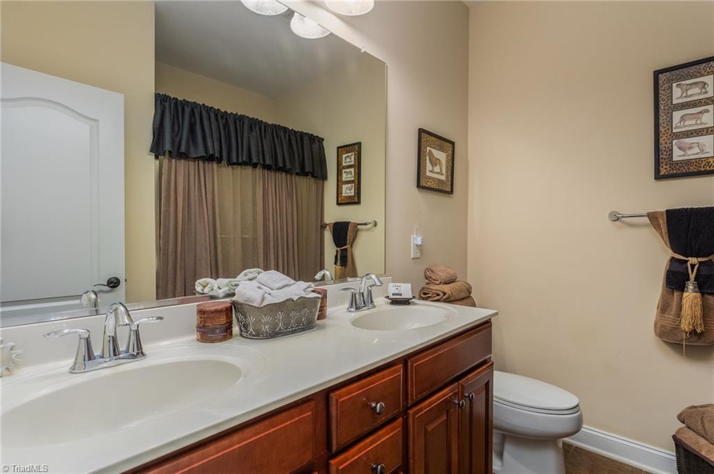 8609 Yvonne Court Oak Ridge, NC 27310 - Photo 19 of 50 Gallery Image 19