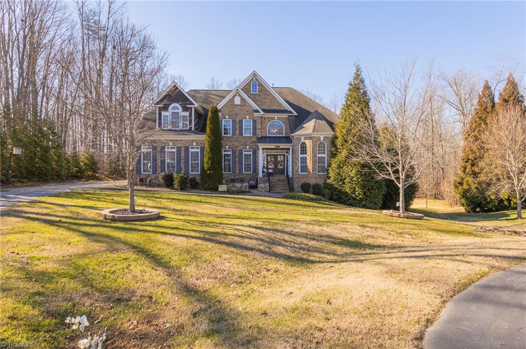 8609 Yvonne Court Oak Ridge, NC 27310 - Photo 3 of 50 Gallery Image 3