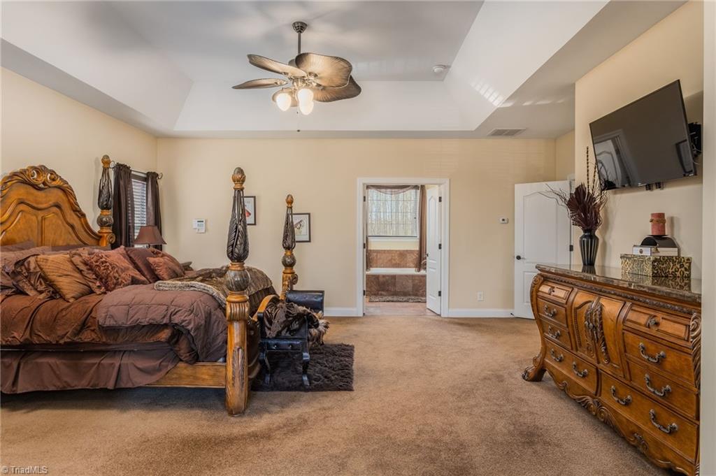 8609 Yvonne Court Oak Ridge, NC 27310 - Photo 28 of 50 Gallery Image 28