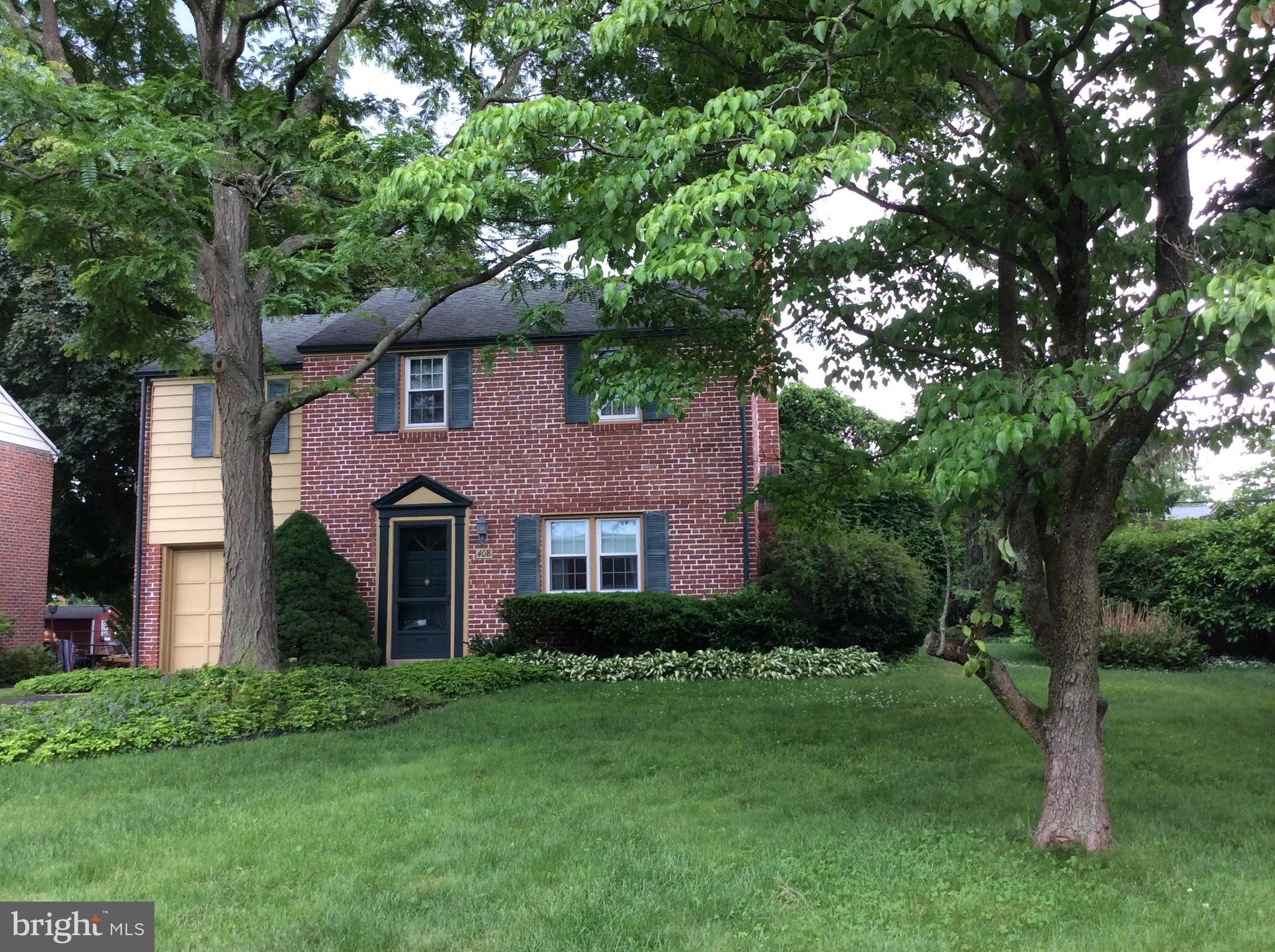 408 West Garden Road Oreland, PA 19075 - Photo 3 of 32 Front Yard