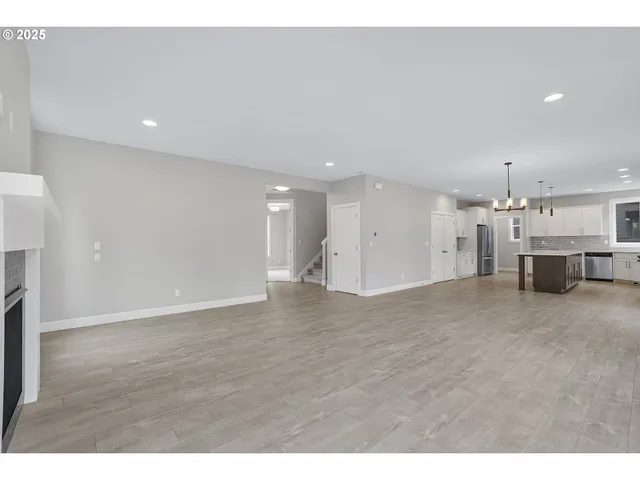 $650,000 | 1620 North Sweetgum Street, Canby, OR 97013