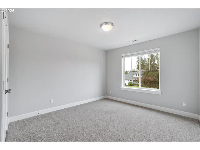 $650,000 | 1620 North Sweetgum Street, Canby, OR 97013