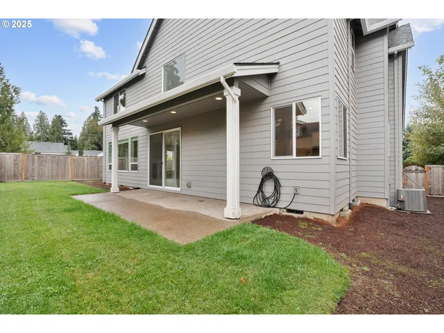 $650,000 | 1620 North Sweetgum Street, Canby, OR 97013