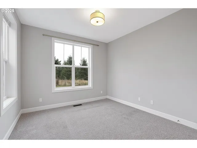 $650,000 | 1620 North Sweetgum Street, Canby, OR 97013