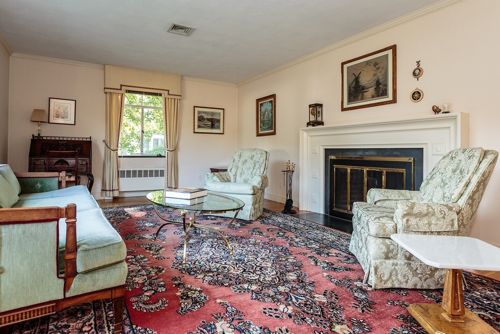 145 Pleasant Street Lexington, MA 02421 - Photo 3 of 12 Gallery Image 3
