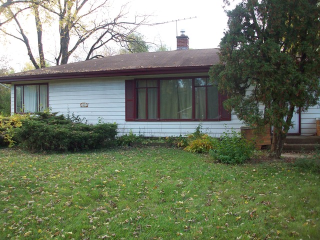 19-w043 East Oak Street Addison, IL 60101 - Photo 1 of 14