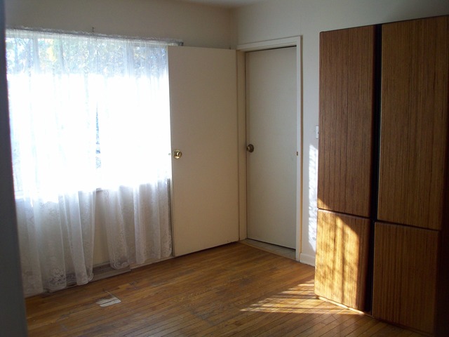 19-w043 East Oak Street Addison, IL 60101 - Photo 13 of 14