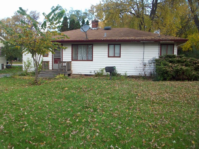 19-w043 East Oak Street Addison, IL 60101 - Photo 4 of 14