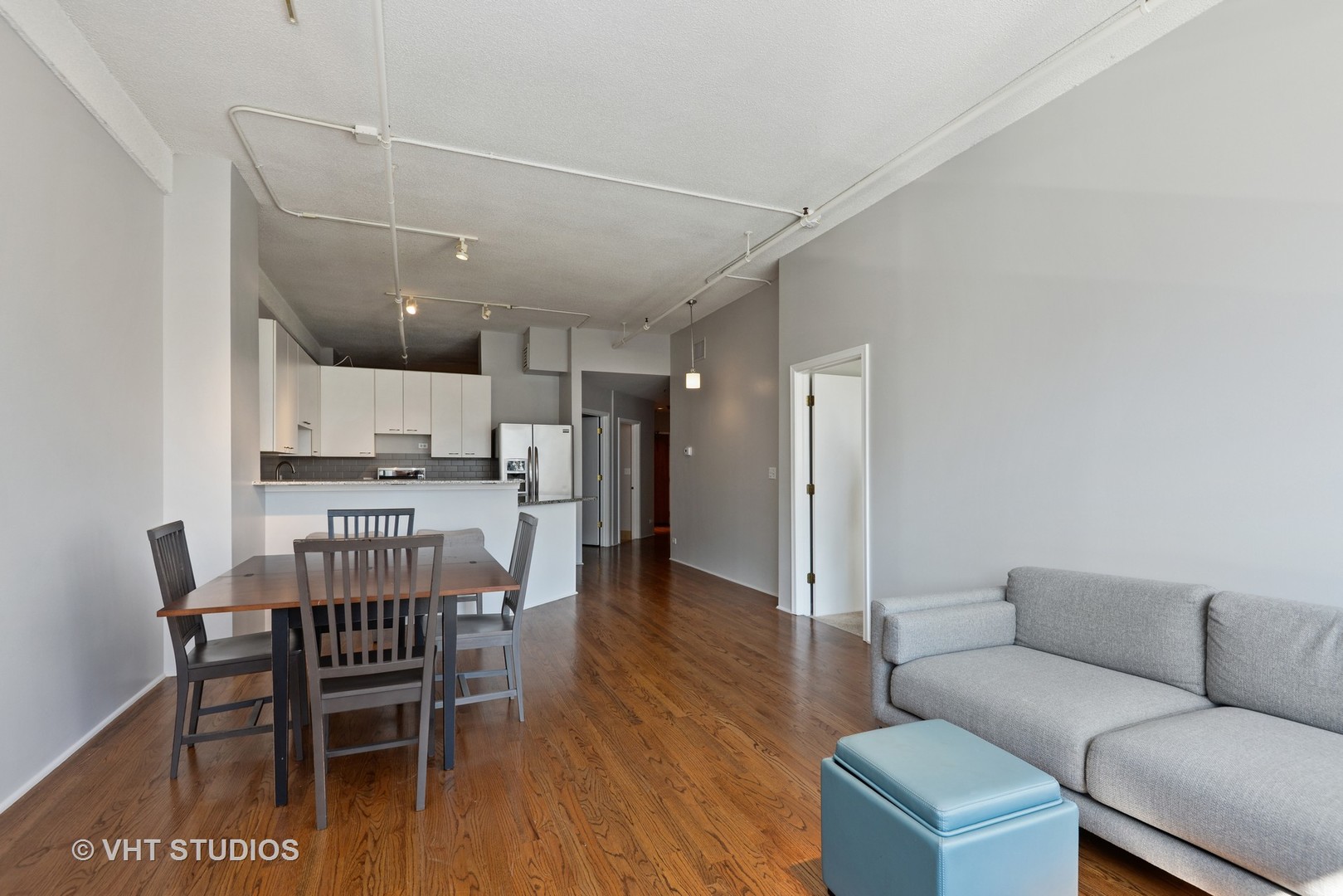 161 West Harrison Street, Unit 806 Chicago, IL 60605 - Photo 12 of 17