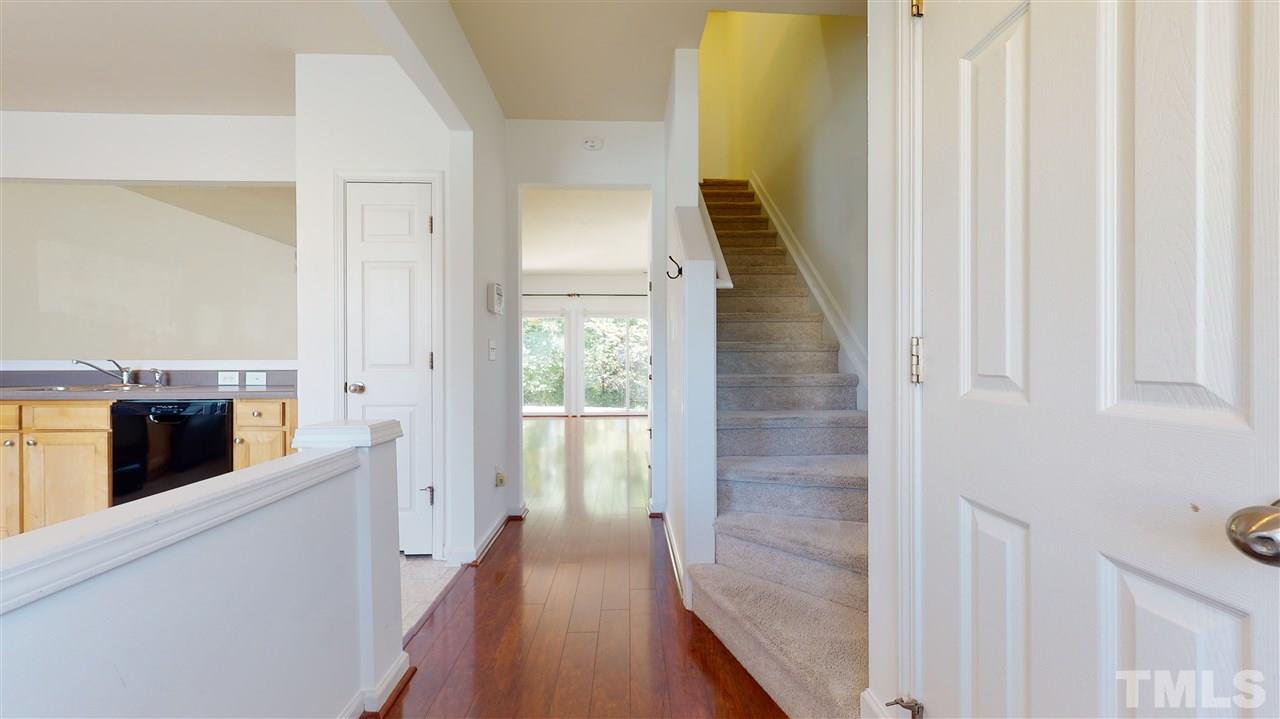 8224 Clasara Circle Raleigh, NC 27613 - Photo 2 of 30