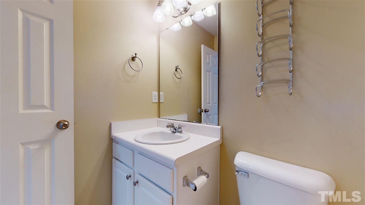 8224 Clasara Circle Raleigh, NC 27613 - Photo 19 of 30