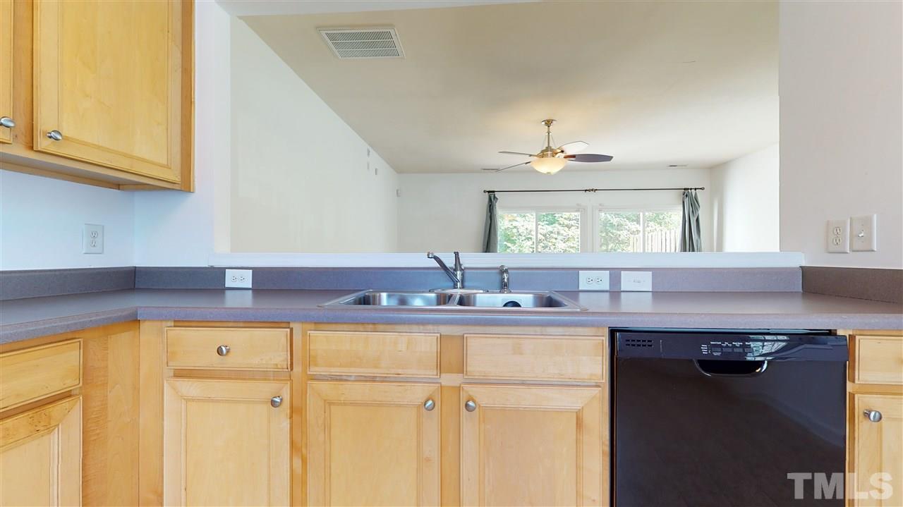 8224 Clasara Circle Raleigh, NC 27613 - Photo 9 of 30