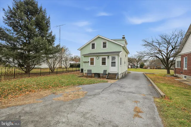 $249,900 | 433 Elwyn Terrace, Manheim, PA 17545