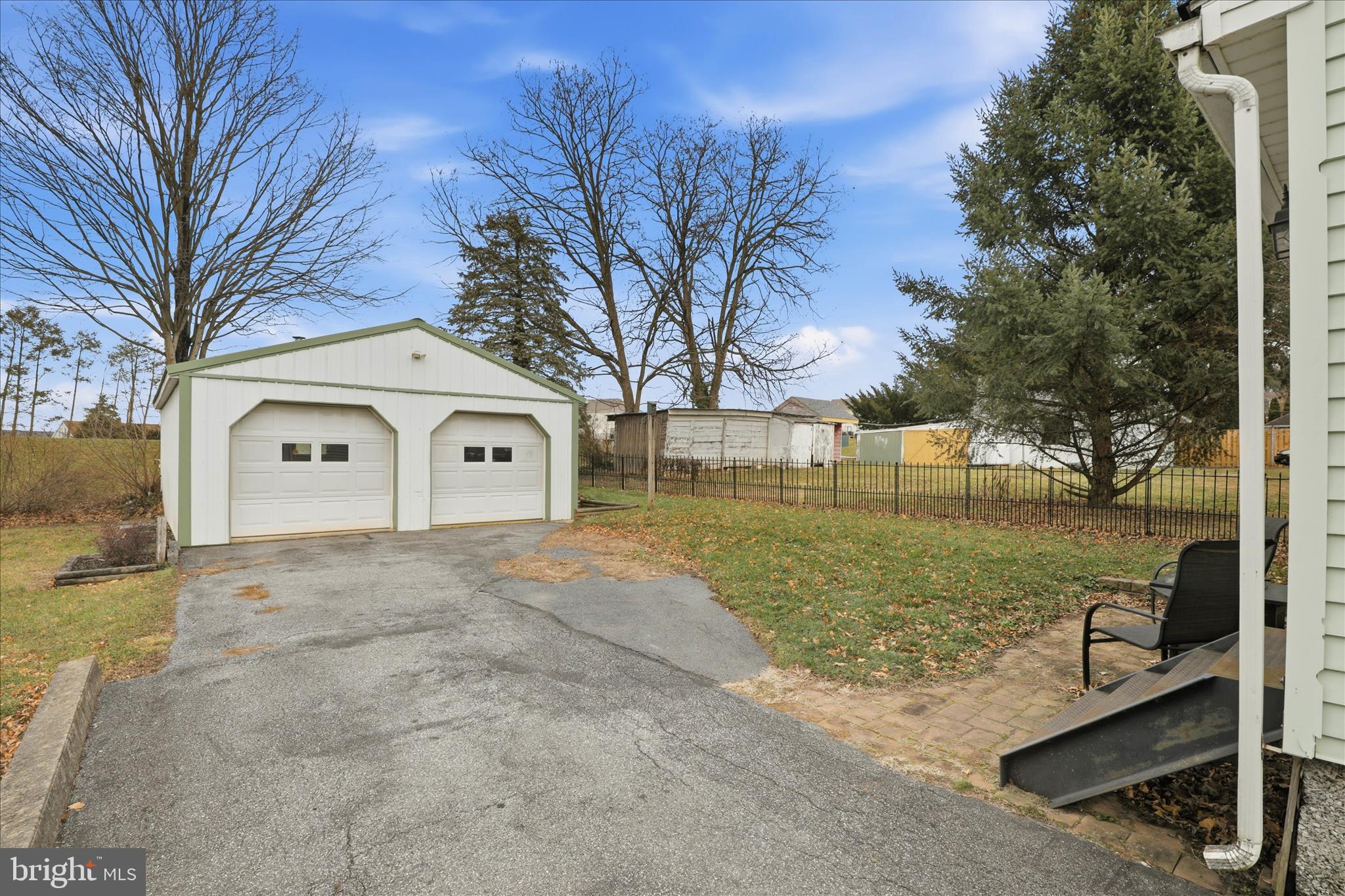 433 Elwyn Terrace Manheim, PA 17545 - Photo 29 of 39 What would you do with all this garage space????!!