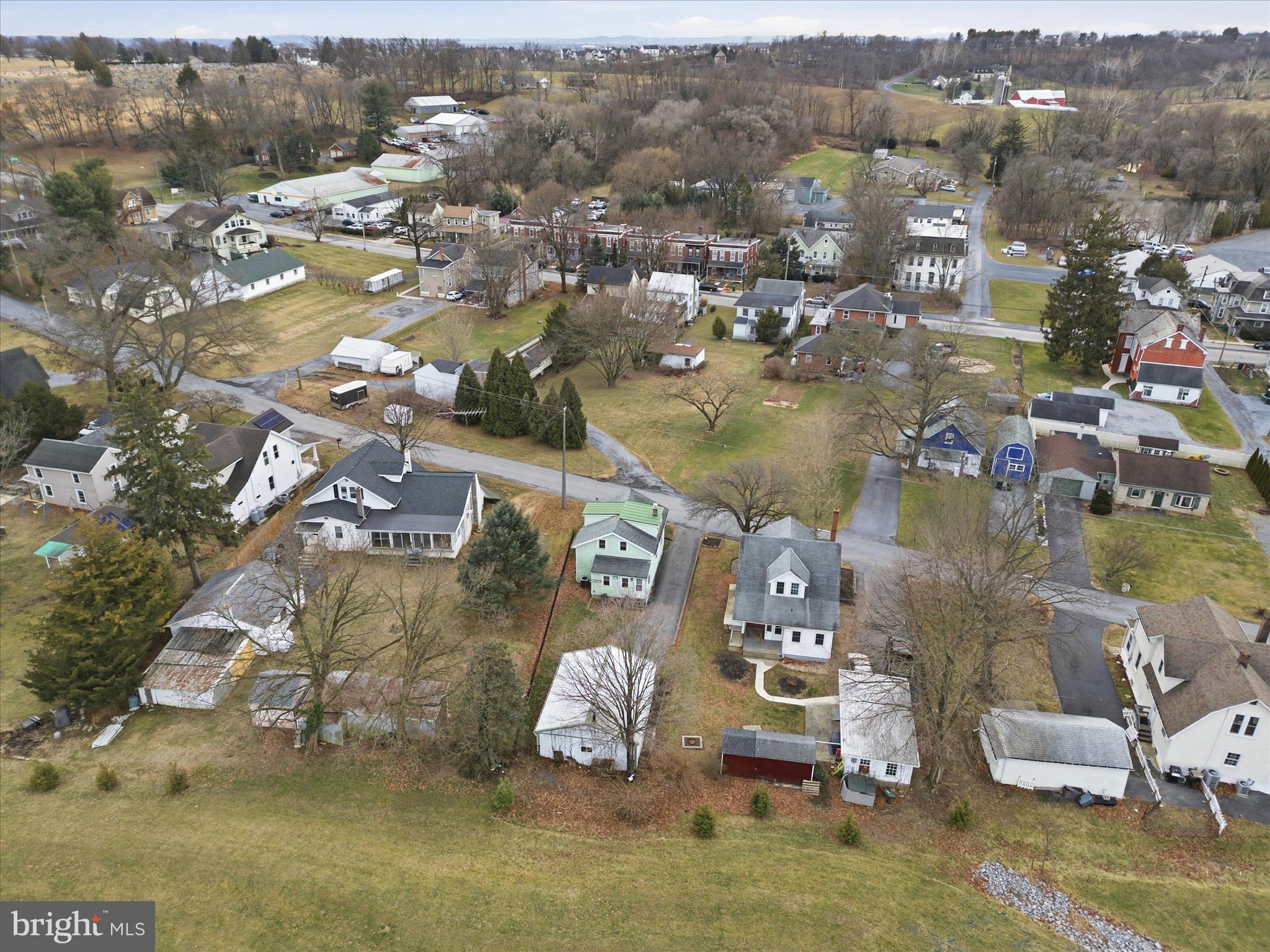 433 Elwyn Terrace Manheim, PA 17545 - Photo 33 of 39 Private street
No pass through