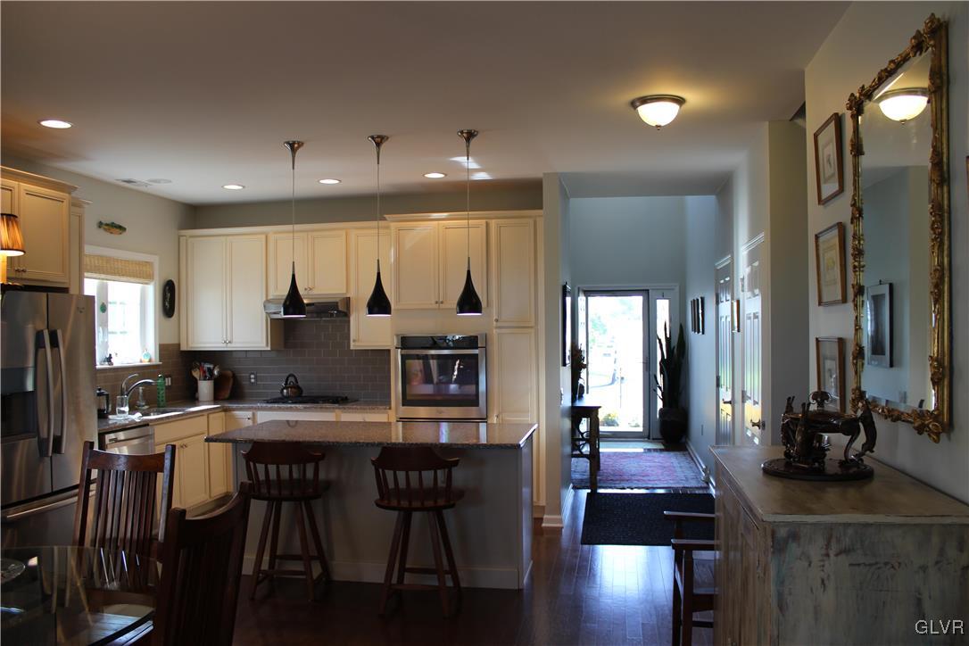 2628 Pioneer Road Bethlehem, PA 18017 - Photo 11 of 20 Gallery Image 11