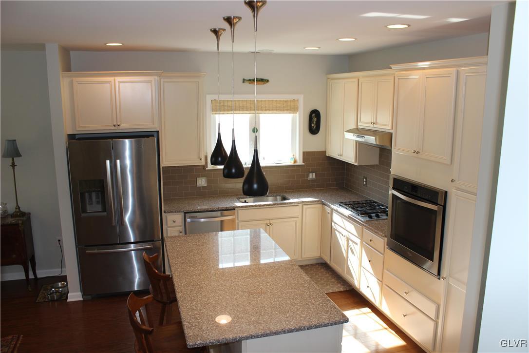 2628 Pioneer Road Bethlehem, PA 18017 - Photo 7 of 20 Gallery Image 7