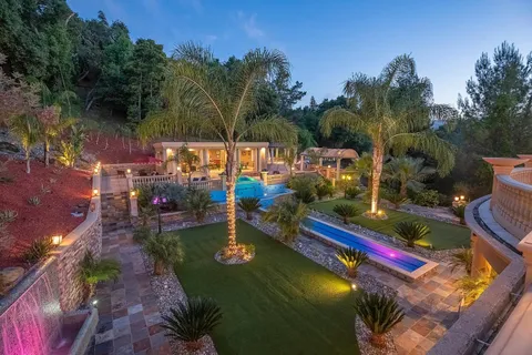 a picture of a floor plan