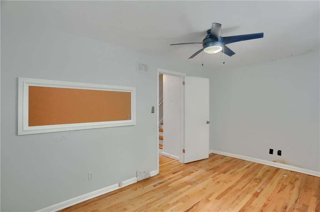 5504 Rippey Place Pittsburgh, PA 15206 - Photo 17 of 37 Gallery Image 17
