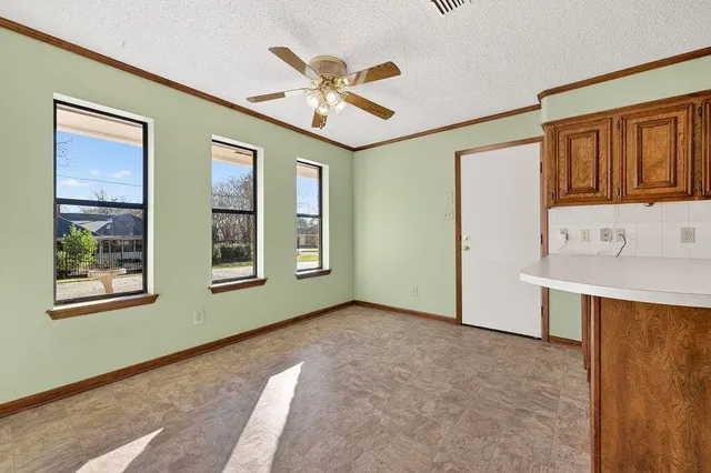 $305,000 | 1111 Hillside Drive, Athens, TX 75751