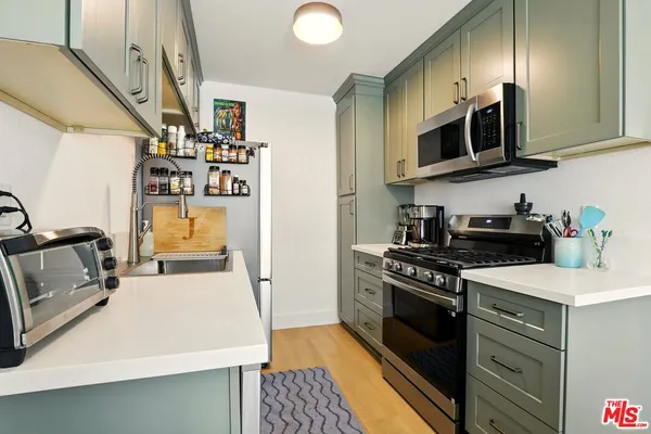 $315,000 | 11813 Runnymede Street, Unit 36, North Hollywood, CA 91605