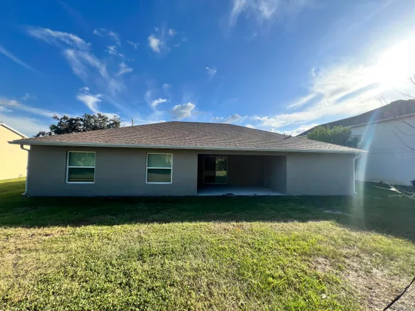 $2,900 | 5951 Northwest Baynard Drive, Port St. Lucie, FL 34986