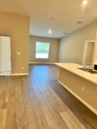 $2,900 | 5951 Northwest Baynard Drive, Port St. Lucie, FL 34986