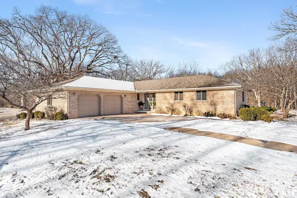 $1,899,000 | 13934 Century Oak Drive, Geneseo, IL 61254