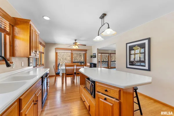 $1,899,000 | 13934 Century Oak Drive, Geneseo, IL 61254