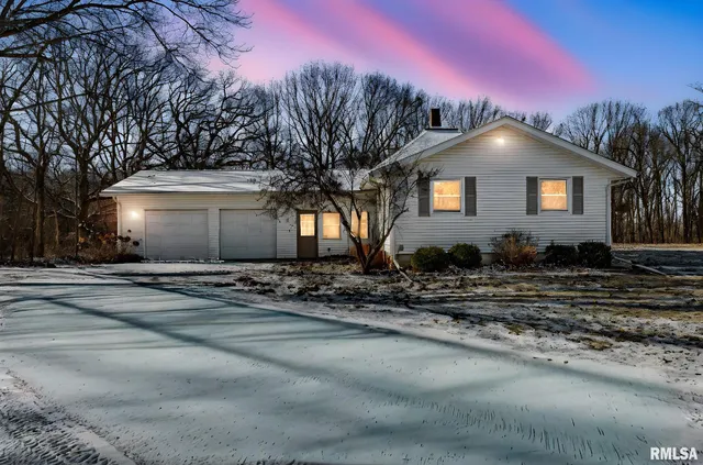 $1,899,000 | 13934 Century Oak Drive, Geneseo, IL 61254