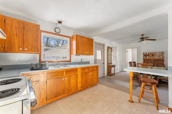 $1,899,000 | 13934 Century Oak Drive, Geneseo, IL 61254