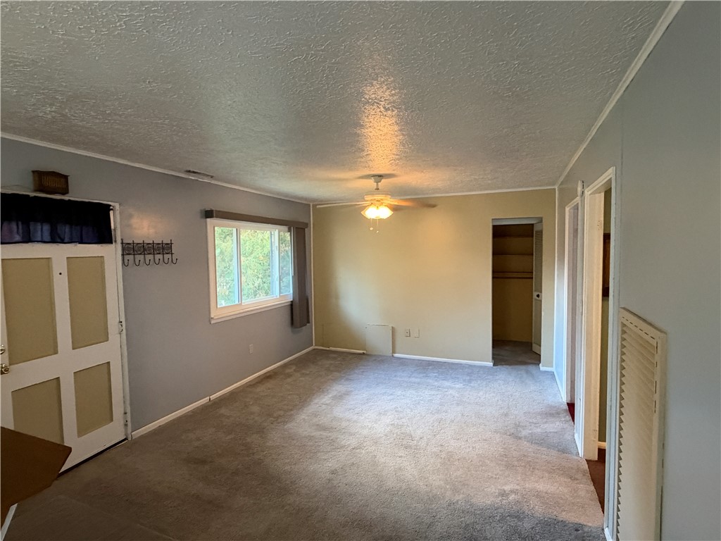 66 Cimarron Drive Rochester, NY 14620 - Photo 11 of 21 Gallery Image 11