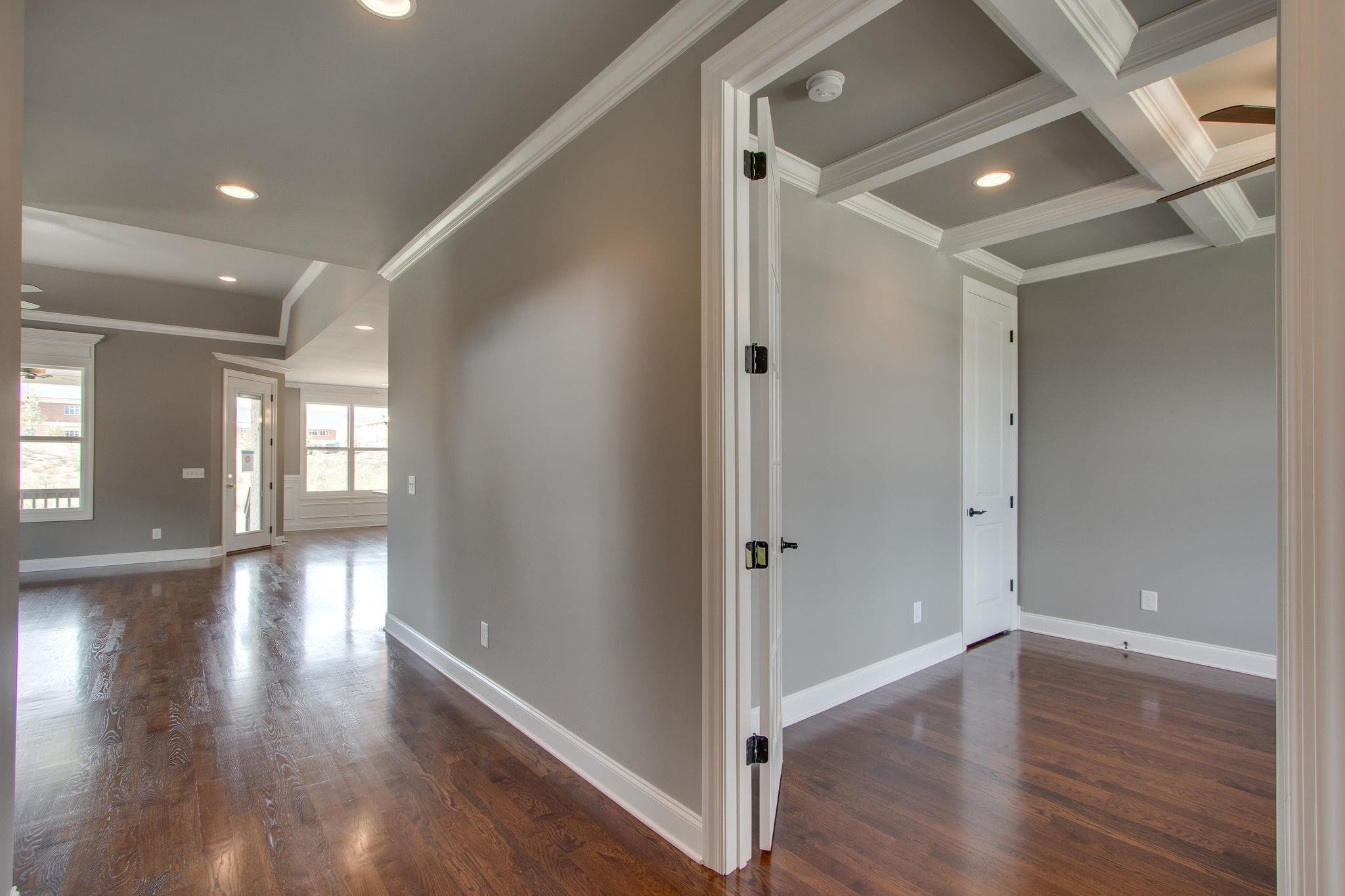 1007 Abbey Rd Way Spring Hill, TN 37174 - Photo 4 of 29