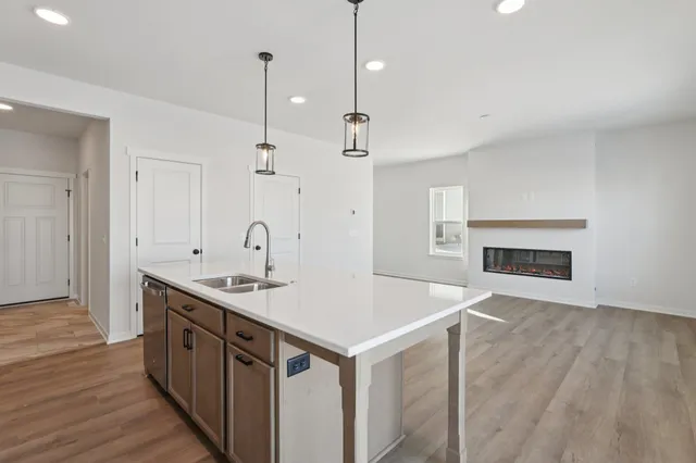 $428,900 | 3159 Drumlin Rdg Drive, Cottage Grove, WI 53527