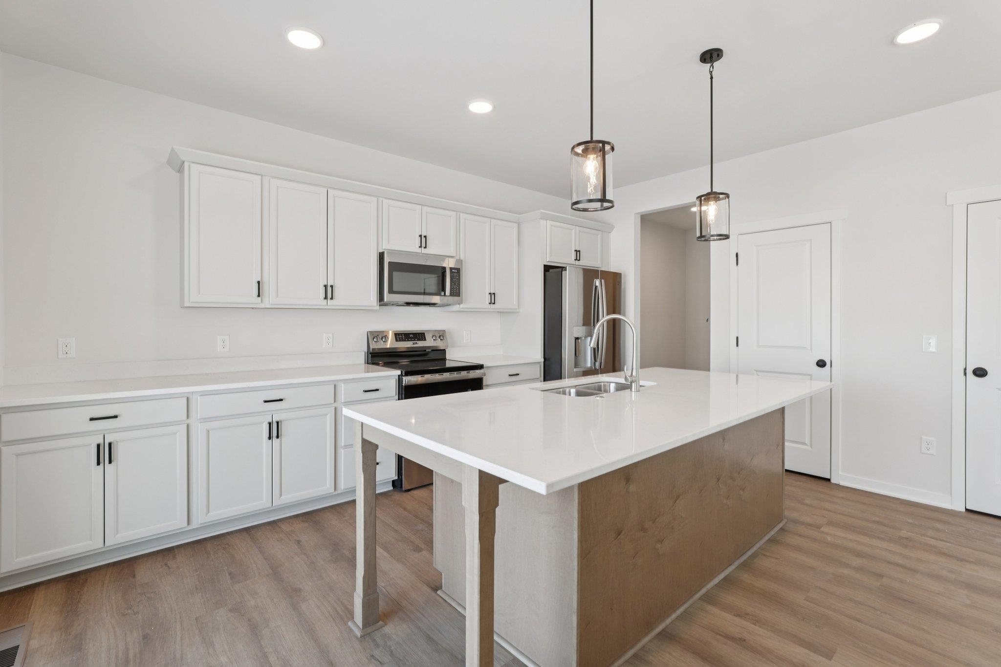 3159 Drumlin Rdg Drive Cottage Grove, WI 53527 - Photo 4 of 21