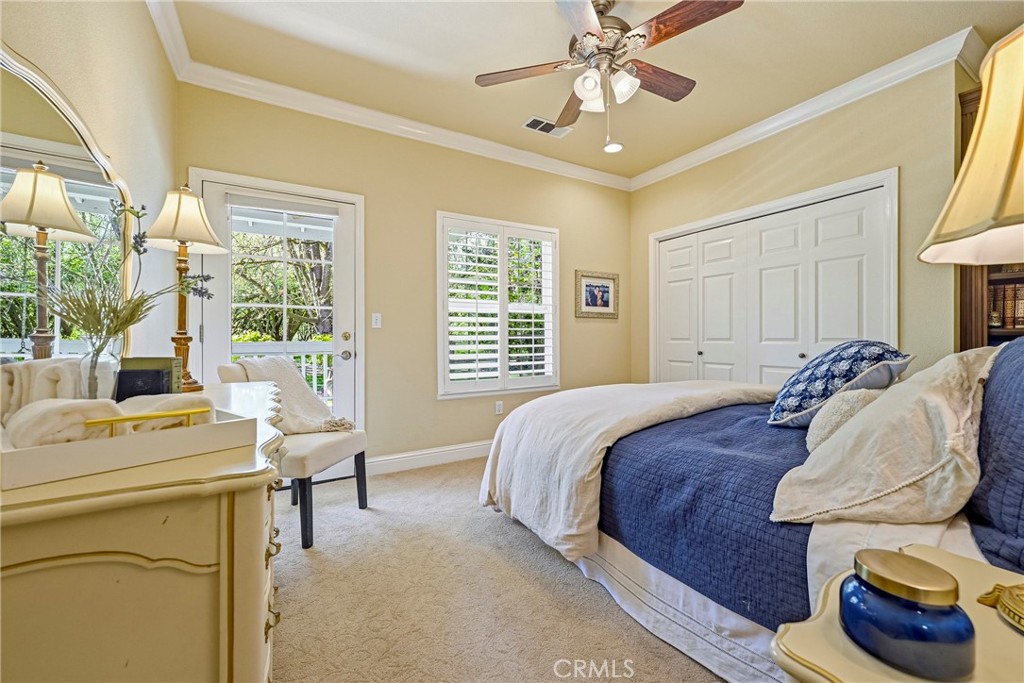 11126 Livingston Cressey Road Livingston, CA 95334 - Photo 25 of 75 Mid hall bedroom with private entry