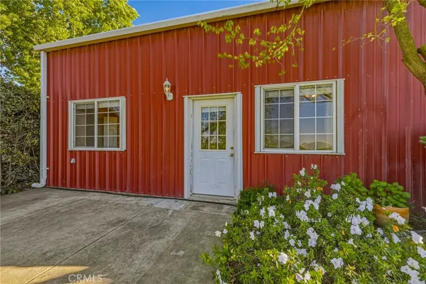 $2,500,000 | 11126 Livingston Cressey Road, Livingston, CA 95334