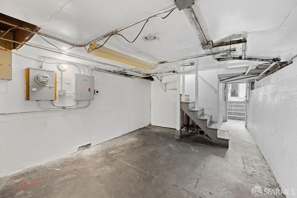 2401 23rd Street San Francisco, CA 94110 - Photo 76 of 76 a view of a room with gym equipment