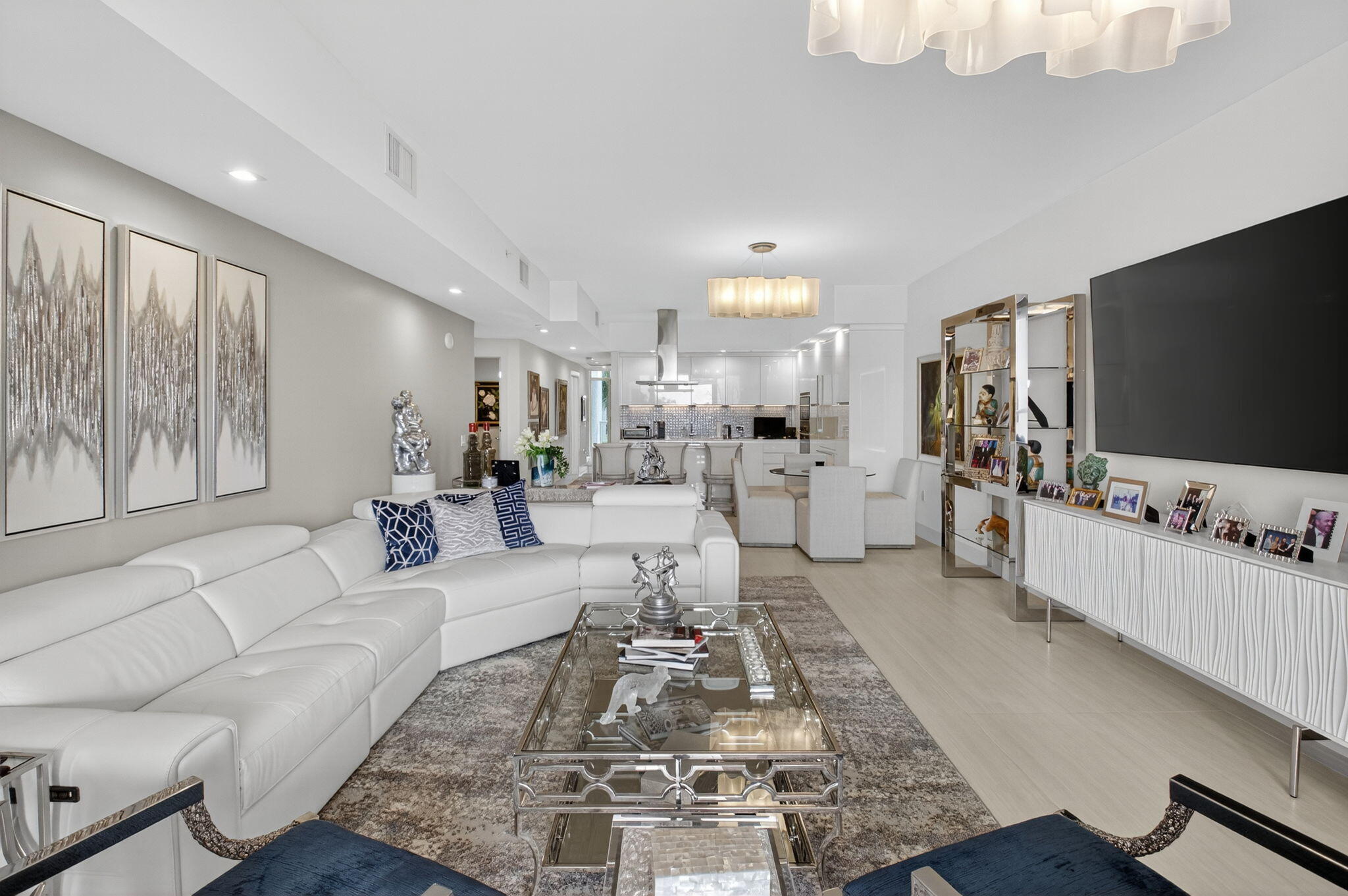 20155 Boca W Drive, Unit C205 Boca Raton, FL 33434 - Photo 15 of 122 15-web-or-mls-DSC_2559