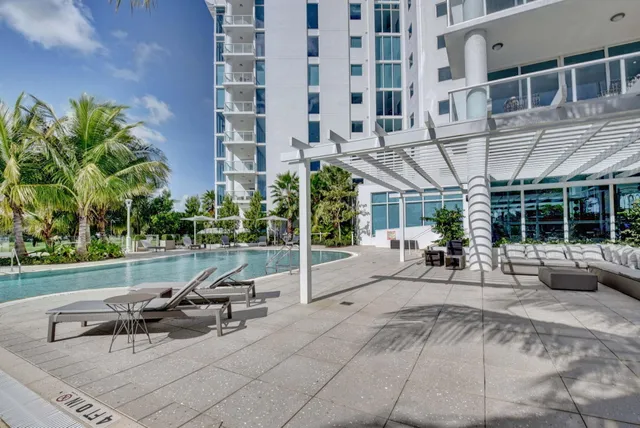 $2,795,000 | 20155 Boca W Drive, Unit C205, Boca Raton, FL 33434