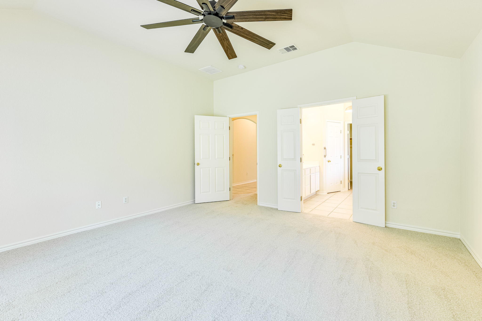 111 Arrowhead Lane Georgetown, TX 78628 - Photo 24 of 40 a view of an empty room