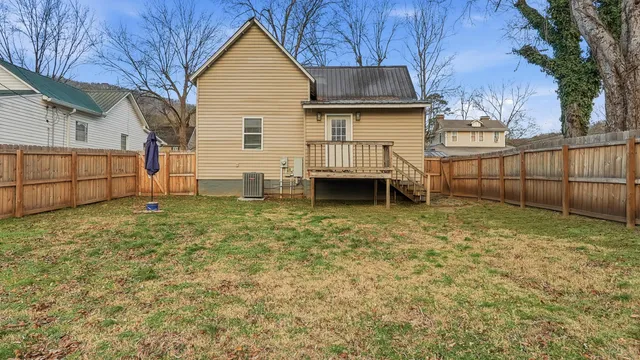 $195,000 | 305 Pine Avenue, South Pittsburg, TN 37380